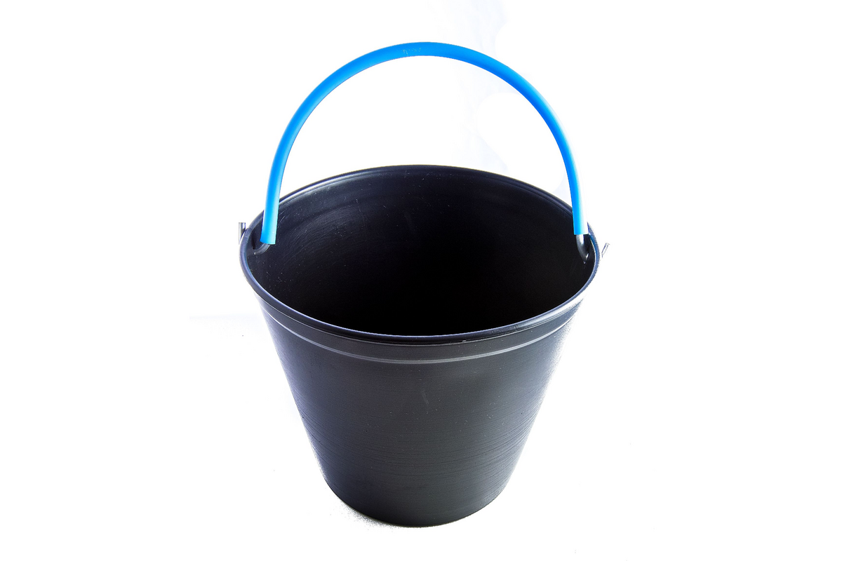 BALDE PLAST 12LT SUPER REFORC PT