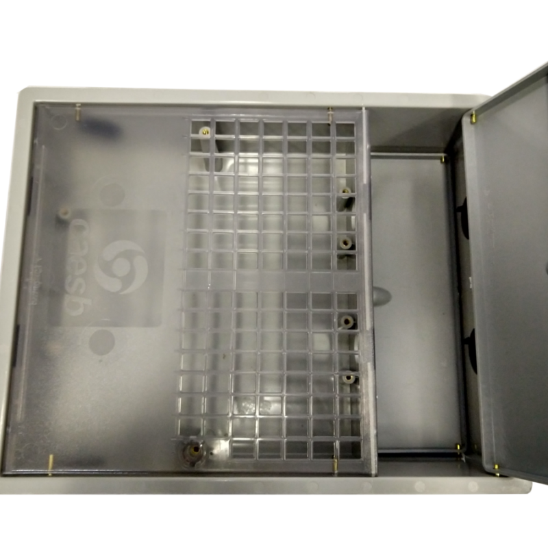 CAIXA P/1 E 2 HIDROMETRO CAESB UNIV