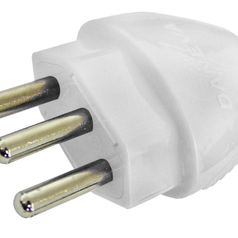 PLUG 2P+T MACHO 10A BR
