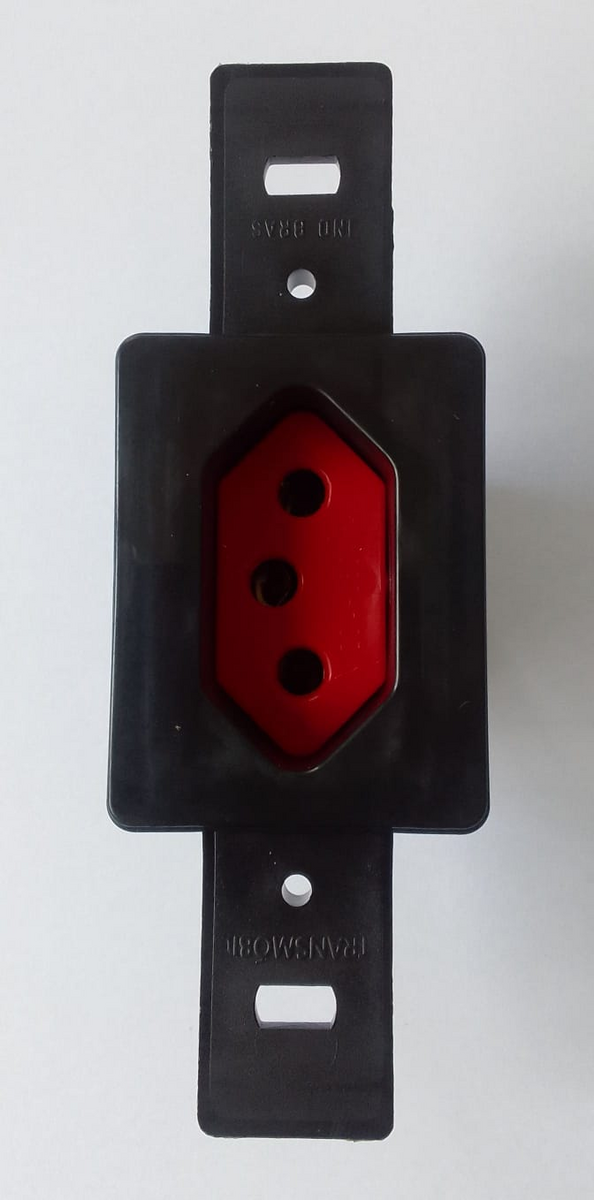 TOMADA COND QUAD 2P+T S/PL 20A S/HAST VM