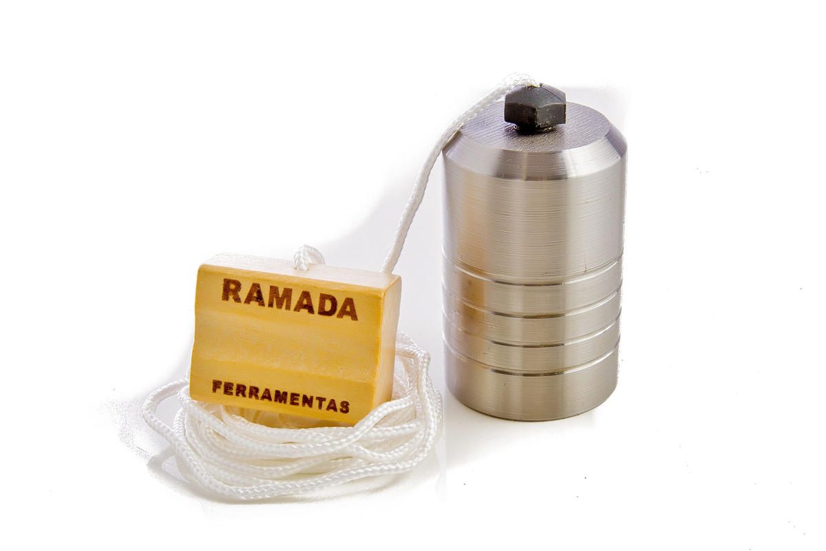 PRUMO DE PAREDE 750GR N4 BANHADO